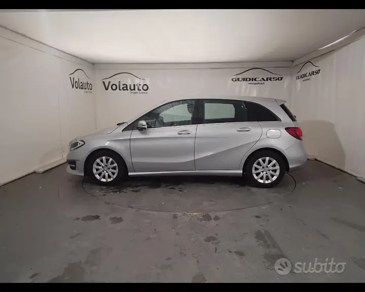 Mercedes-Benz B 2015 photo 3