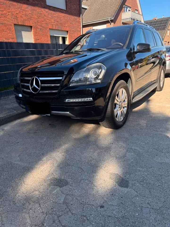 Mercedes-Benz Gl-Class