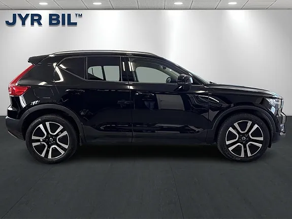 Volvo Xc40 2021 photo 2