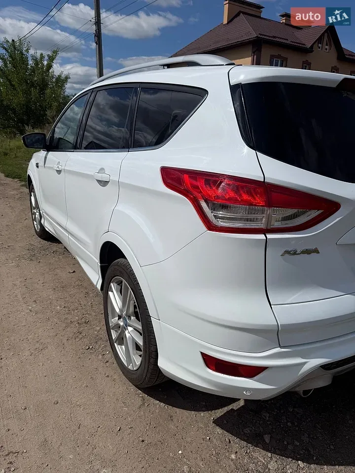 Ford Kuga 2015 photo 5