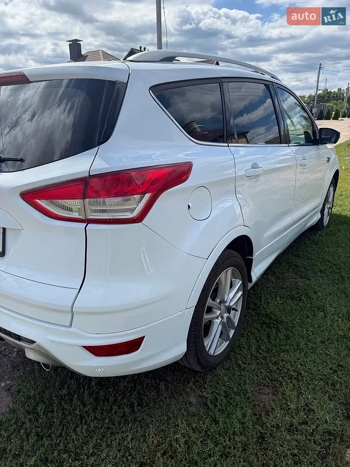Ford Kuga 2015 photo 4