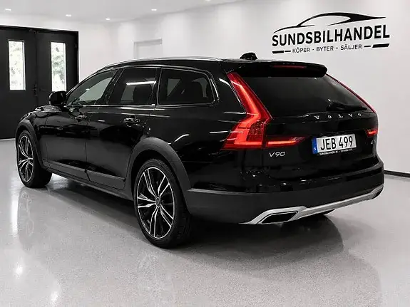 Volvo V90 Cross Country 2018 photo 3