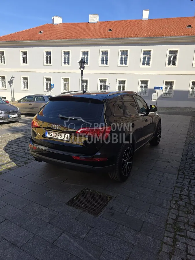 Audi Q5 2010 photo 3