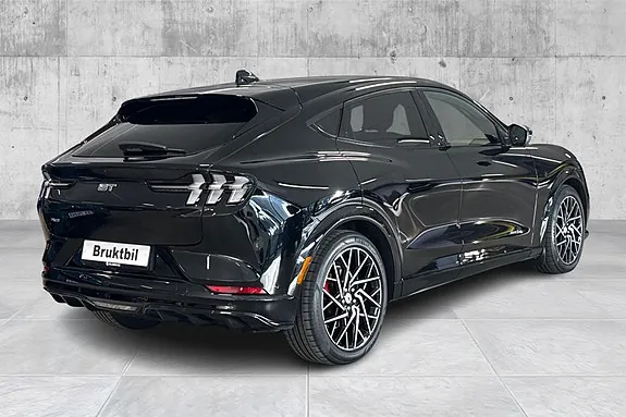Ford Mustang Mach-E 2023 photo 4