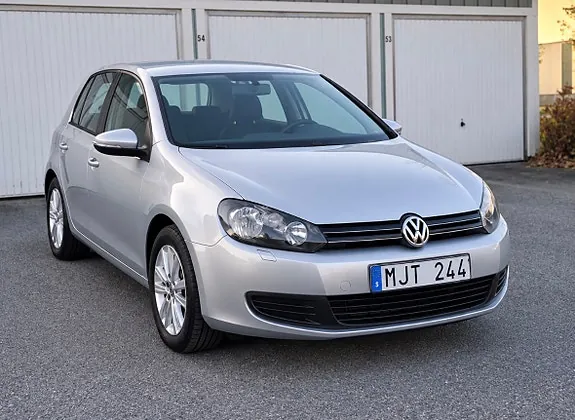 Volkswagen Golf Vi 2010 photo 2