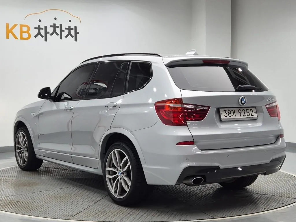 BMW X3 2016 photo 2
