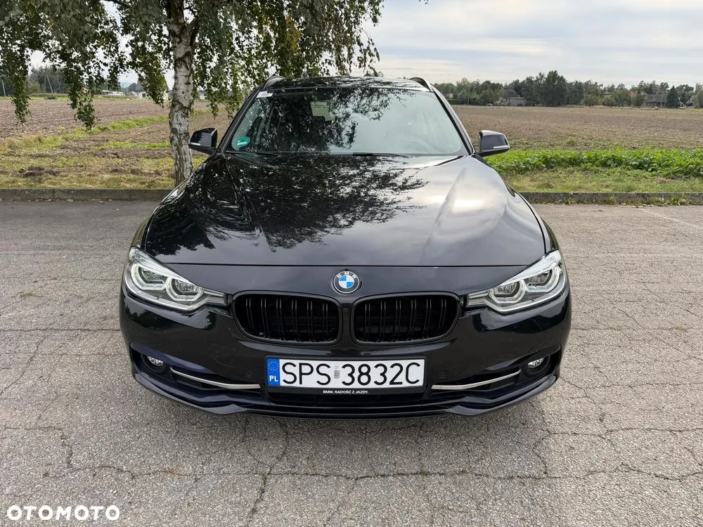 BMW Seria 3 2018 photo 4