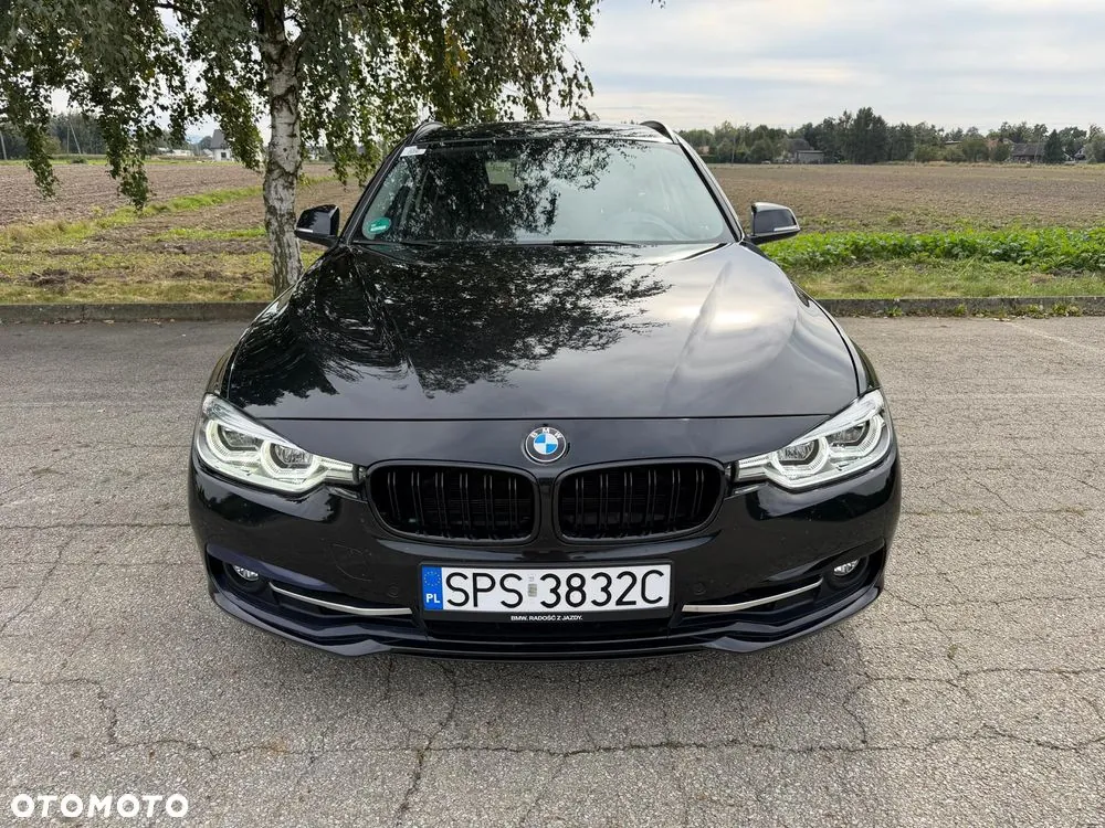 BMW Seria 3 2018 photo 3