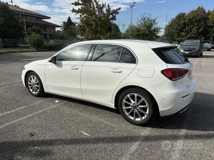 Mercedes-Benz A 180 Sport 2019 photo 4