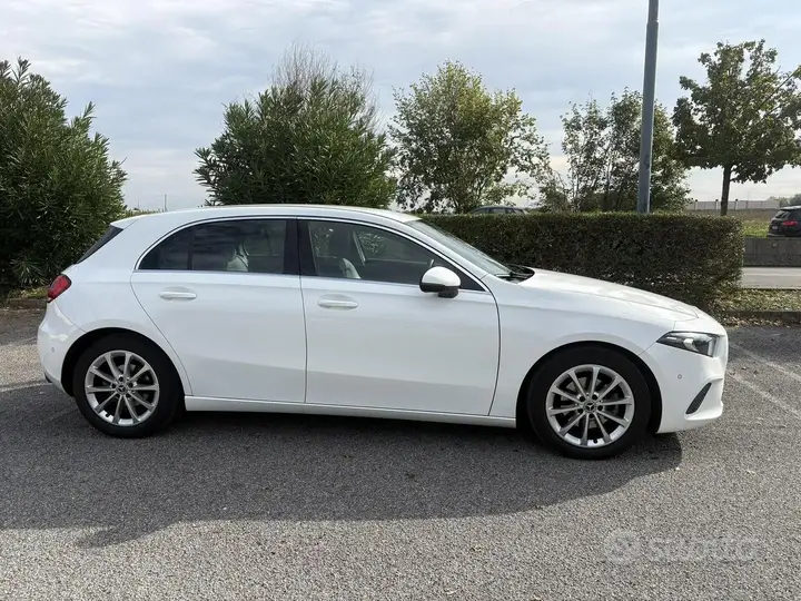 Mercedes-Benz A 180 Sport 2019 photo 3