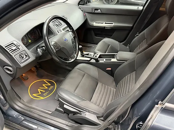 Volvo V50 2009 photo 5