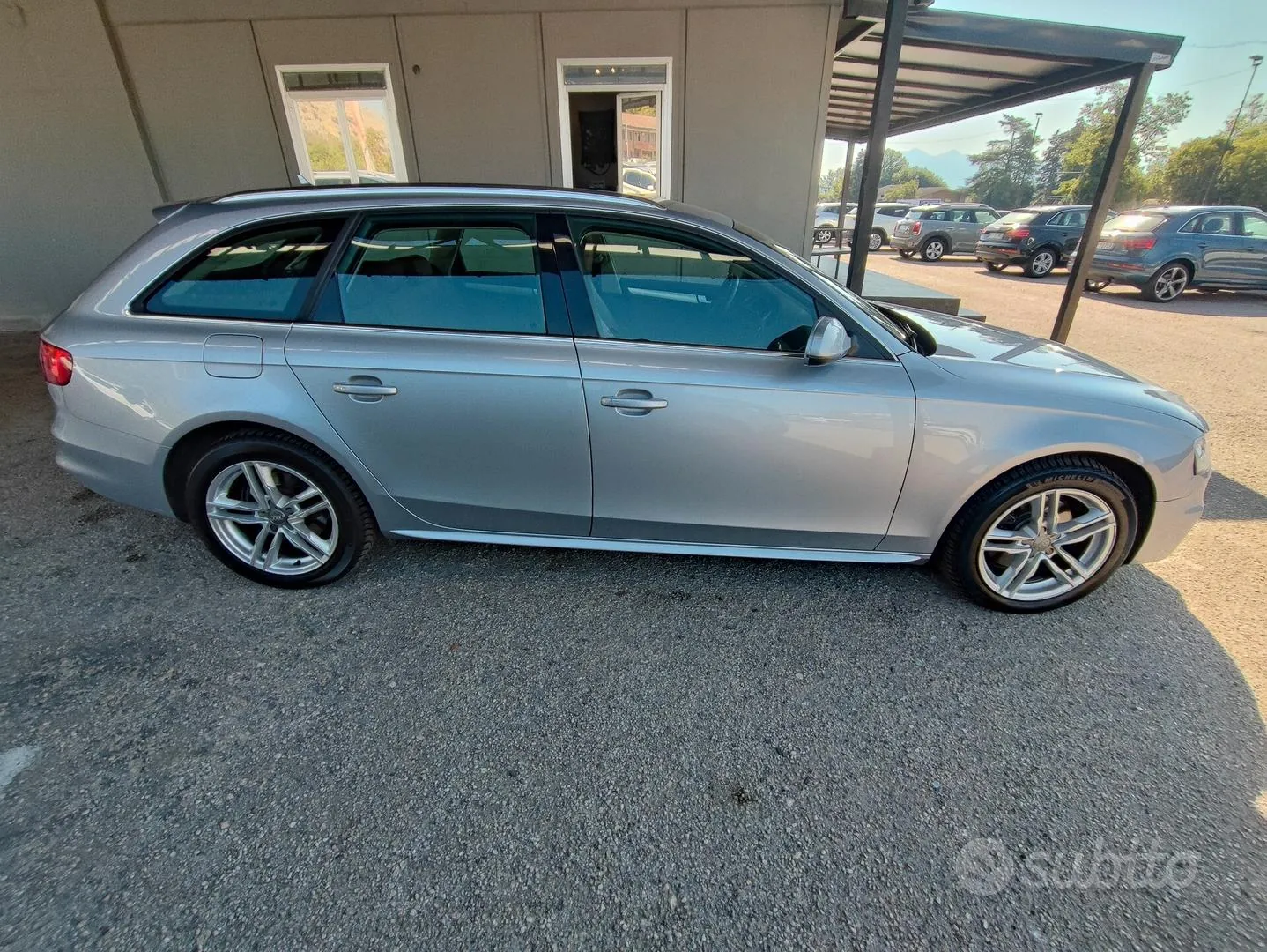 Audi A4 2015 photo 4