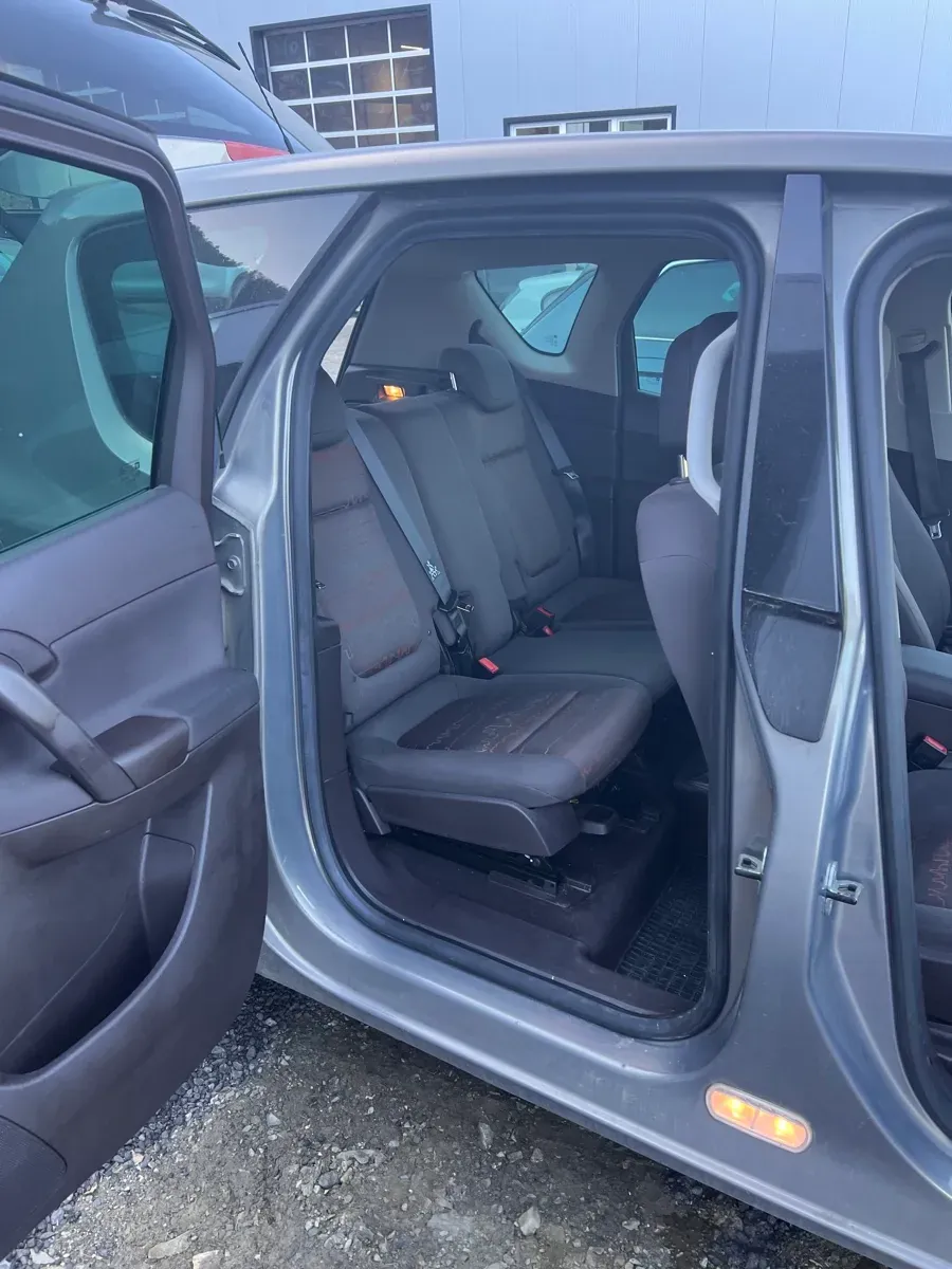 Opel Meriva 2011 photo 2