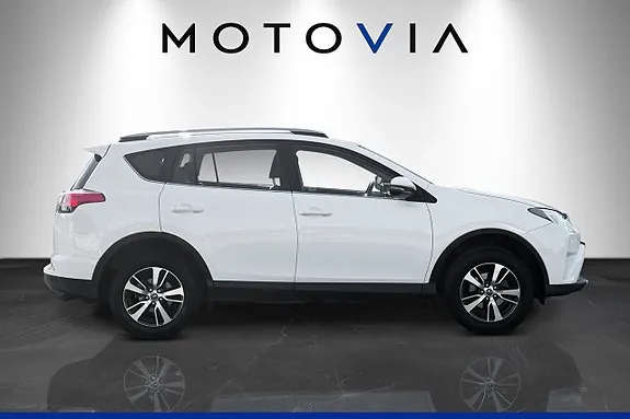 Toyota Rav4 2018 photo 2