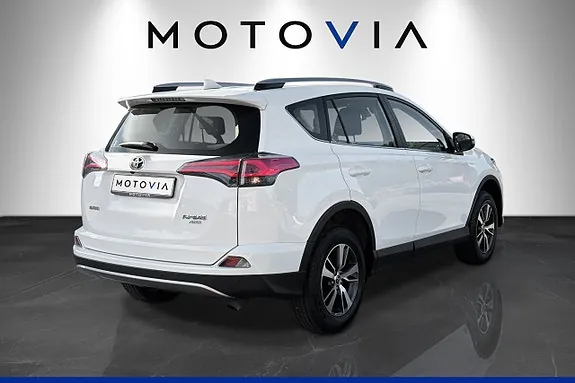 Toyota Rav4 2018 photo 4