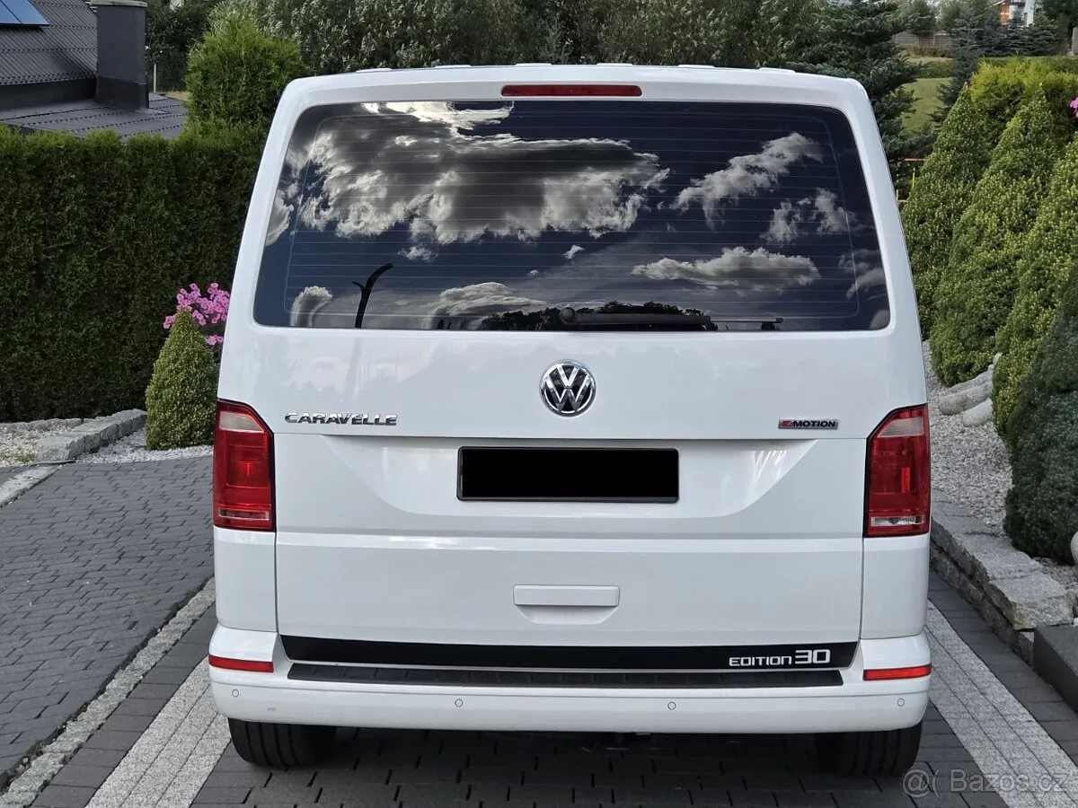 Volkswagen Caravelle photo 3