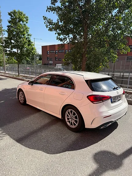 Mercedes-Benz A180