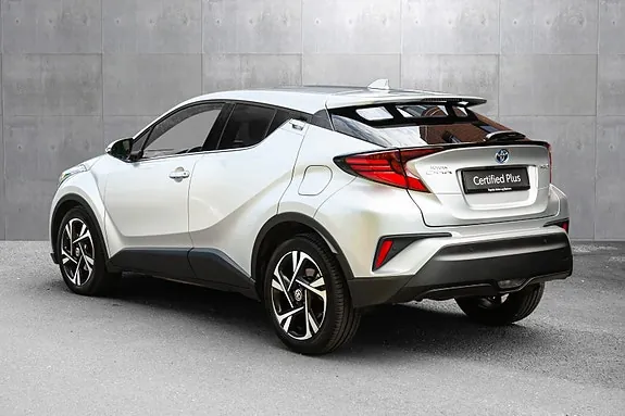 Toyota C-Hr 2022 photo 2