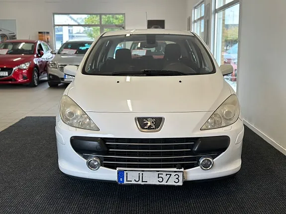 Peugeot 307 2008 photo 2