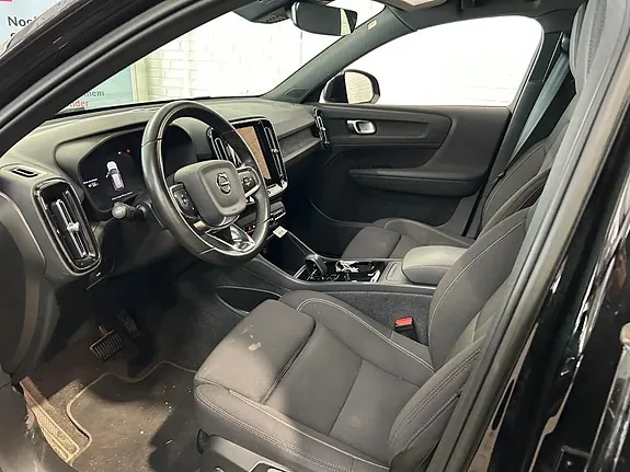 Volvo Xc40 2023 photo 4