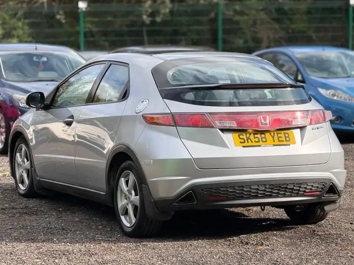 Honda Civic 2008 photo 4