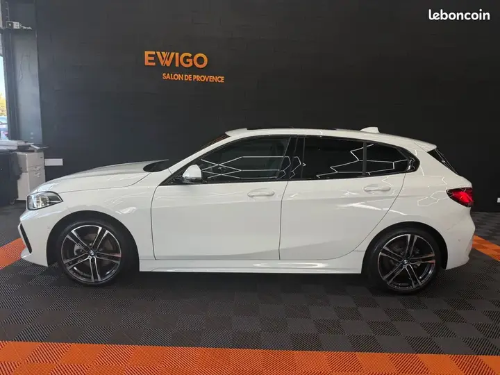 BMW Série 1 2024 photo 2