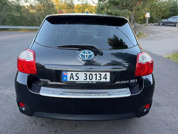 Toyota Auris 2011 photo 4