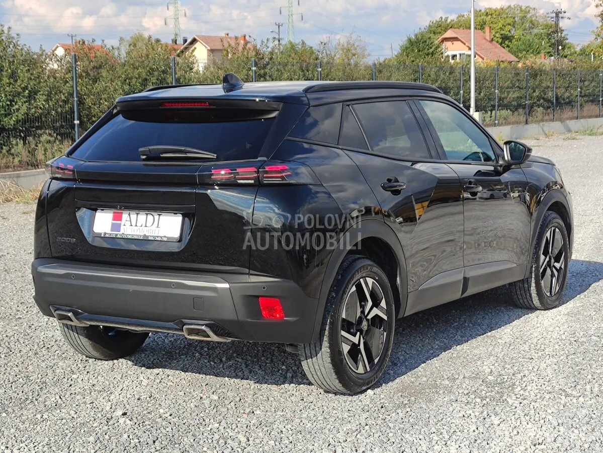 Peugeot 2008 2024 photo 5