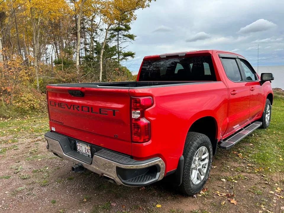 Chevrolet Silverado 1500 2023 photo 4