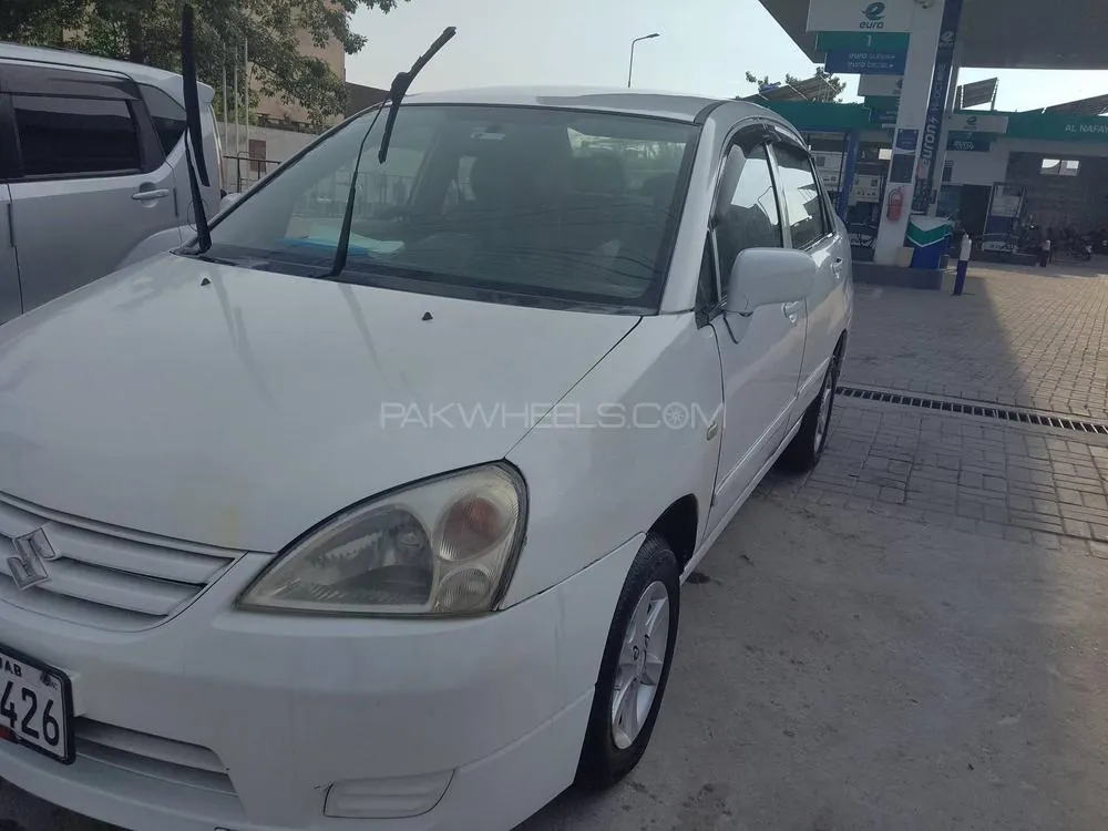 Suzuki Liana