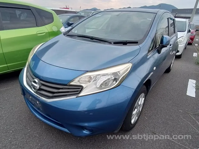 Nissan Note X 2014 photo 2