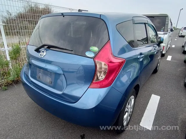 Nissan Note X 2014 photo 4