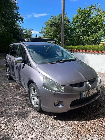 Mitsubishi Grandis