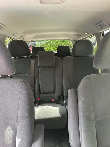 Mitsubishi Grandis 2004 photo 5
