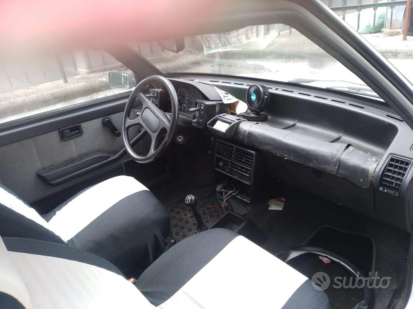 Fiat Uno 1991 photo 4