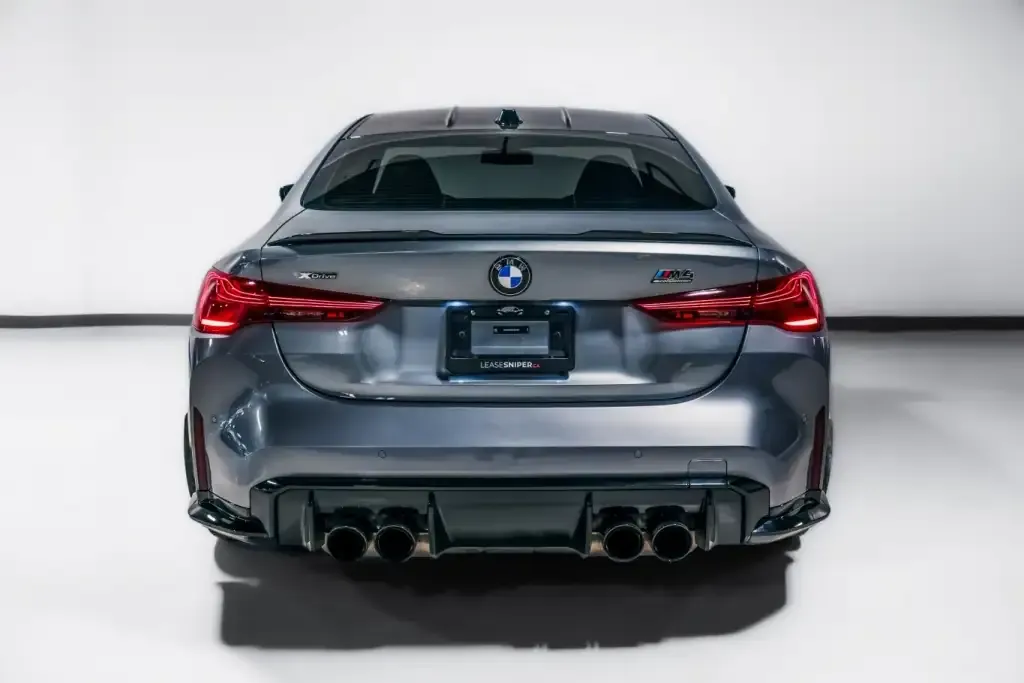 BMW M4 2025 photo 5