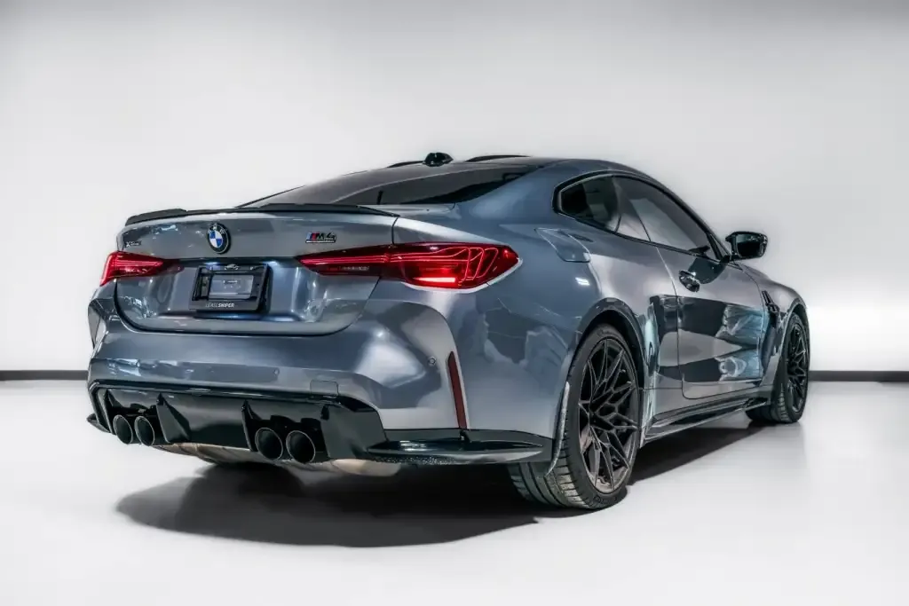 BMW M4 2025 photo 4