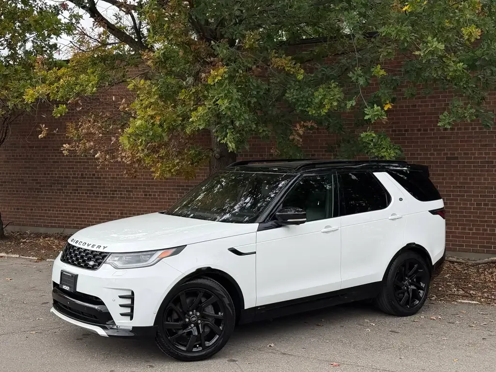 Land Rover Discovery 2022 photo 2