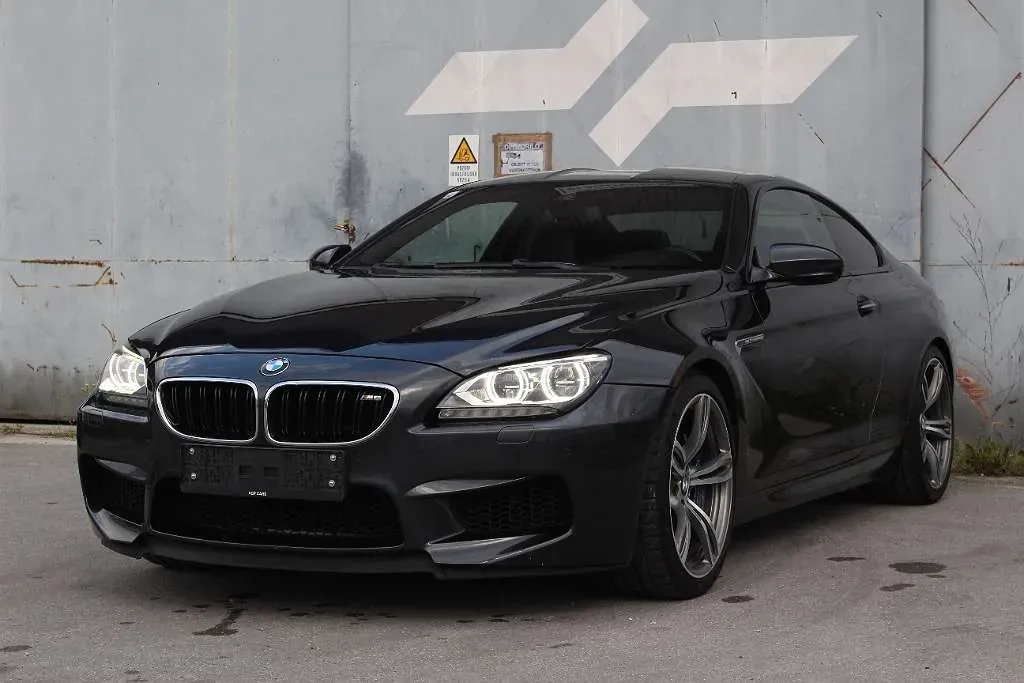 BMW 6 Series 2012 photo 2