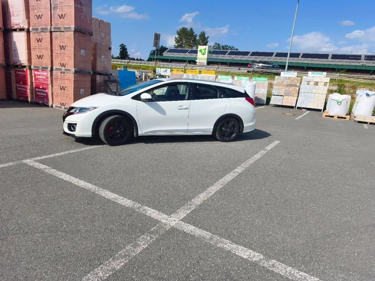 Honda Civic 2016 photo 2