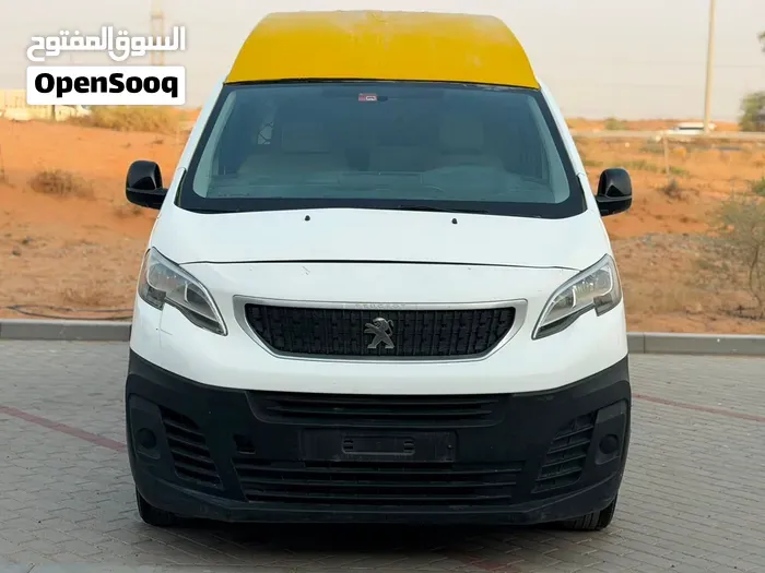 Peugeot Expert 2020 photo 2