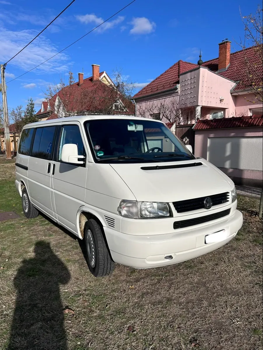 Volkswagen Caravelle 2001 photo 3