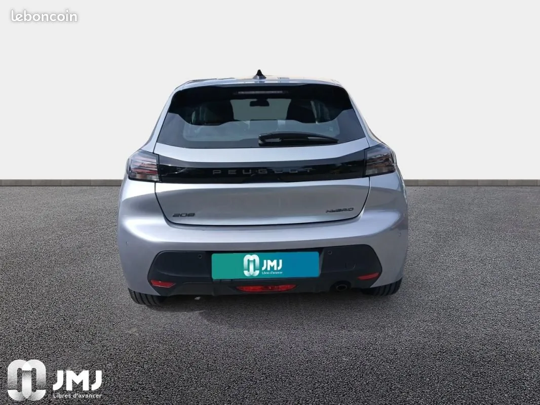 Peugeot 208 2025 photo 3