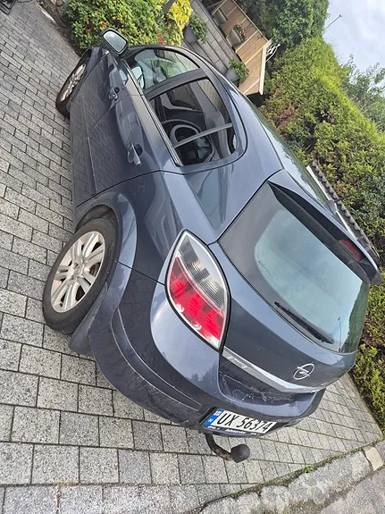 Opel Astra 2008 photo 2