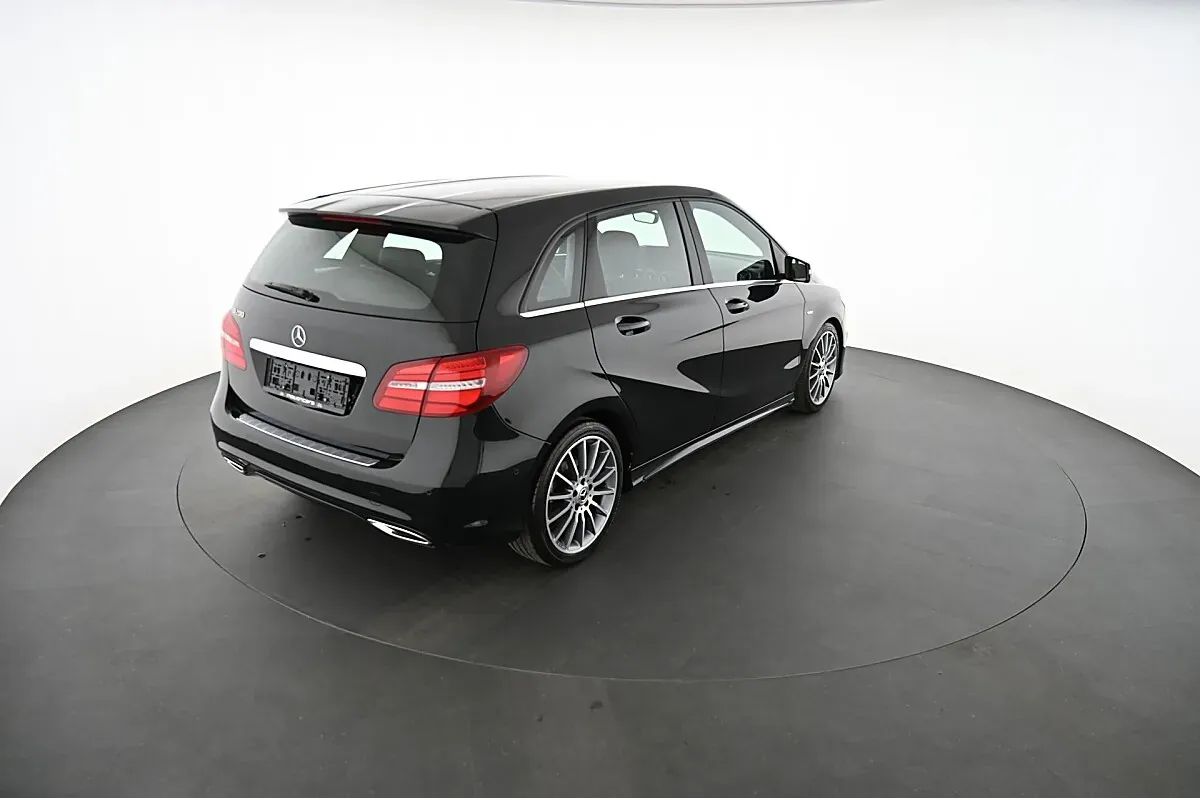 Mercedes-Benz B-Class 2018 photo 2