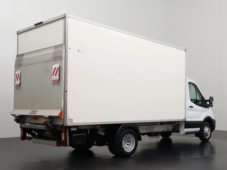 Ford Transit 2022 photo 2