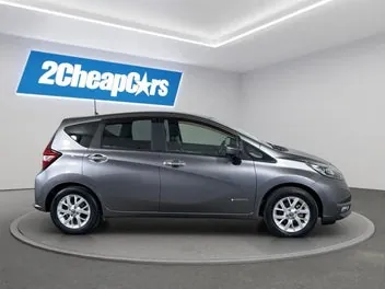 Nissan Note 2018 photo 5