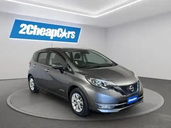 Nissan Note 2018 photo 4