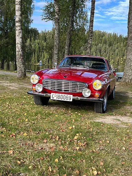 Volvo P1800 1969 photo 2