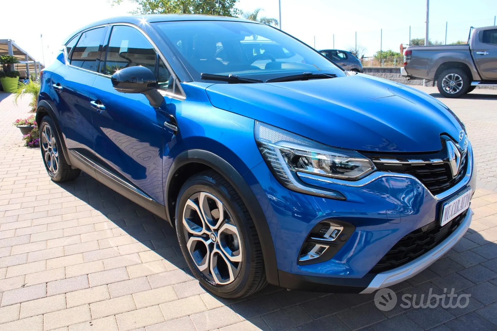 Renault Captur 2023 photo 3